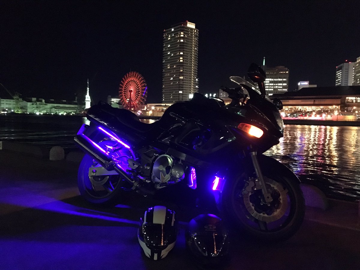 そーちゃん Twitterren カワサキ Zzr400乗ってます 1mmでもかっこいいと思ったらrt バイク乗りと繋がりたい Kawasaki Zzr400 Rtした人全員フォローします