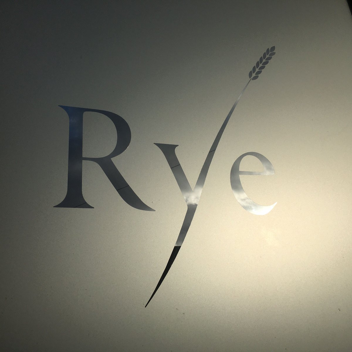 The sun's coming out and shining through the frosted window! #wintersun #beeston #ng9 #logo #rye
