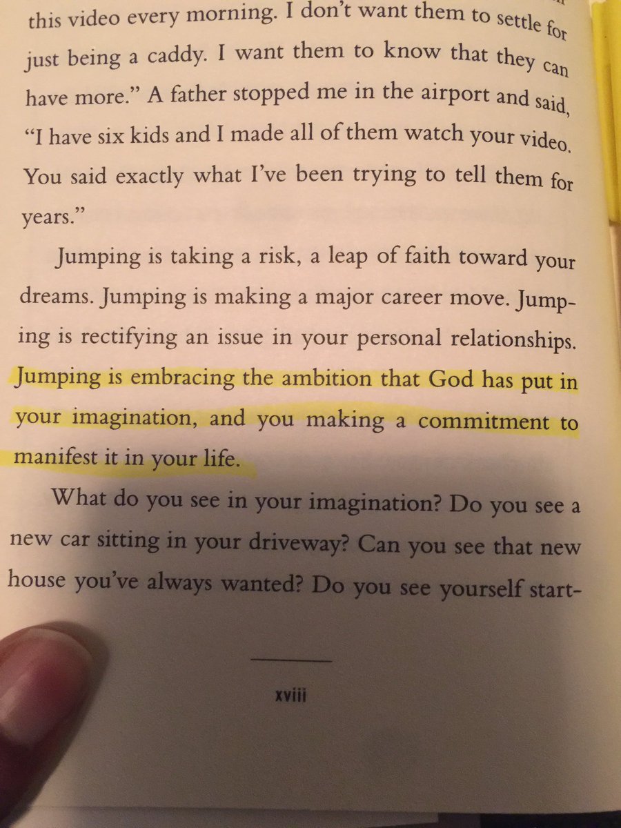 Designerae's tweet photo. Reading Steve Harvey's book "Jump" #amen #unclesteve #ijumped #Entrepreneur #hustler #boss #designerae https://t.co/EvvSNpHLto