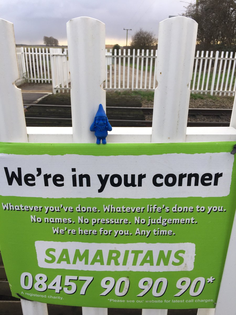 Leedalton1's tweet photo. #gnomio was down by the train line today. He says #dontdoit #gnomioontour https://t.co/tY0uy1iQVW