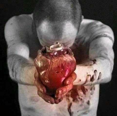 BeingJournalist's tweet photo. یہ لیجۓ میری جان______دل پیشِ خدمت ہے
اب تُم چاہو تو سنمبھال لو۔۔۔۔۔۔۔۔۔چاہوتو کھیل لو https://t.co/XIuSeqKIj1