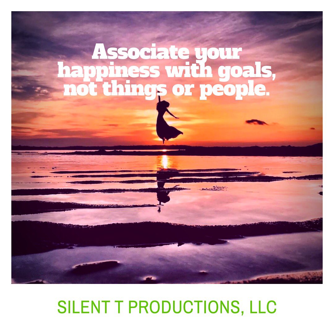 Tsailii's tweet photo. #Happy #Wednesday #Happiness #Goals #SilentTProductionsLLC #SilentTEnterprises #WordsofWisdom https://t.co/K1njYrQZFz