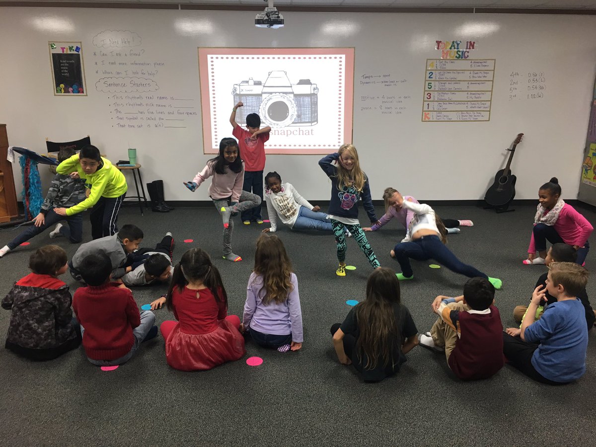 brinkermusic's tweet photo. 3rd g S playing an expressive movement game #storytellinginmovement https://t.co/S1PZRq3b0k