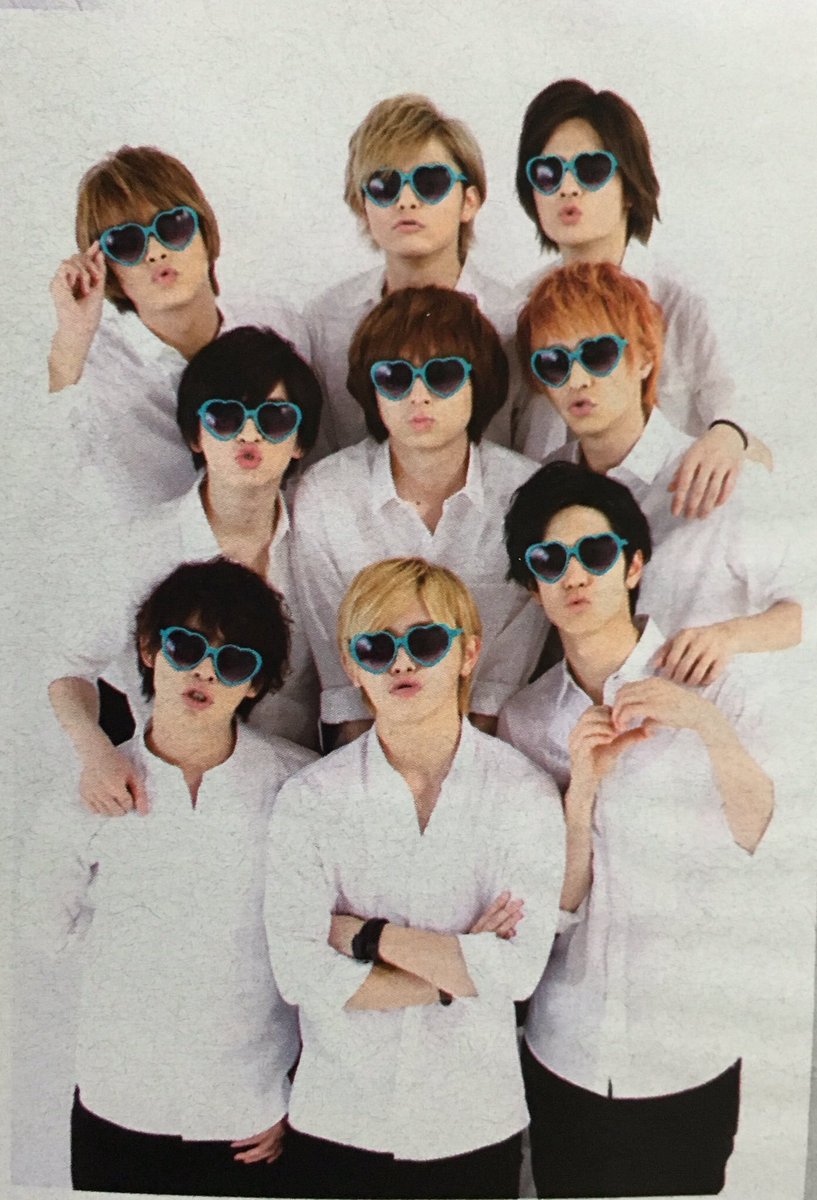 yamaketo_314's tweet photo. この写真プリクラ撮るときにJKとかがやりそうだよね、はっきりいってJUMPの方がすごく盛れるような気がする

#共感してくれる人RT 
#RTした人全員フォローする https://t.co/xCeX7nYSkh