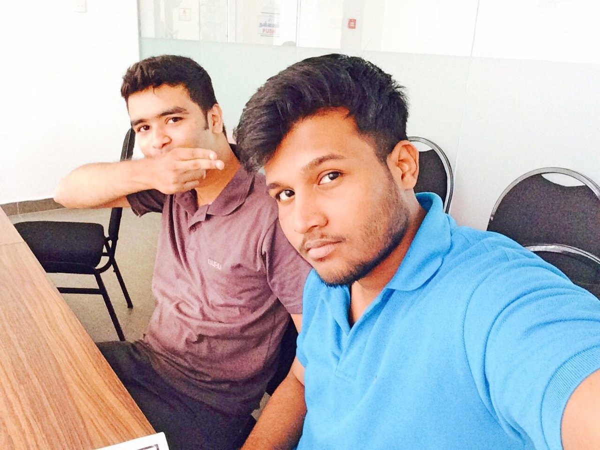 nizh_official's tweet photo. Do not believe your bathroom mirror 😉
#selfie #Buddy #averageworker #retro #ImagineDragons #LOLC #Jaffna
With buddy @kavi_sridhar 😘 https://t.co/sntl8alXL0