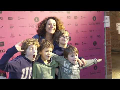 Watching Impressie 4de Euregionaal Jeugdfilmfestival on cj.nl/roermond/impre…