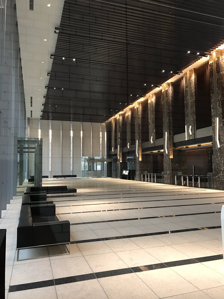 としお A Twitter 昨年 あのドラマの舞台となった横浜みなとみらいのオフィスビル お正月は静か 逃げ恥 Yokohama 横浜 みなとみらいグランドセントラルタワー としお A Twitter 昨年 あのドラマの舞台となった横浜みなとみらいのオフィスビル お正月は静か 逃げ恥 Yokohama 横浜 みなとみらいグランドセントラルタワー