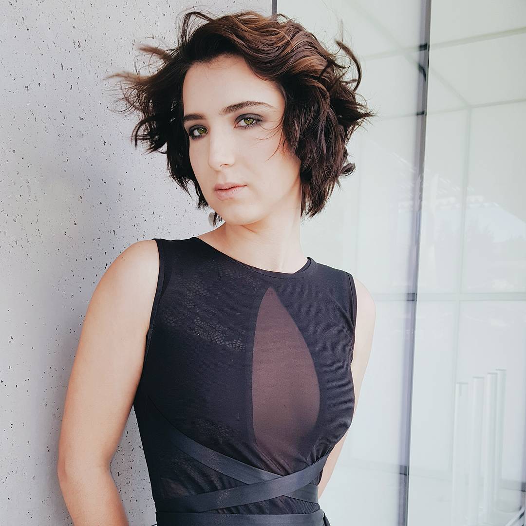 designerdanhta's tweet photo. Gaze into my eyes. #fashion #dress #womenswear 

Model @taylorhintze 
Hair Stylist @erika_emely_beauty
Makeup Artist @makeupbyhiedi https://t.co/hFUynvf6GY