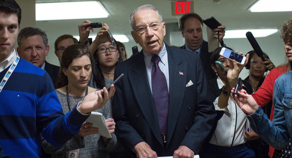 FCNLadvocate's tweet photo. Senators plan to revive sentencing reform push via @politico #UnlockJustice  https://t.co/Iw6qczuh2e https://t.co/kWIkEheOx2