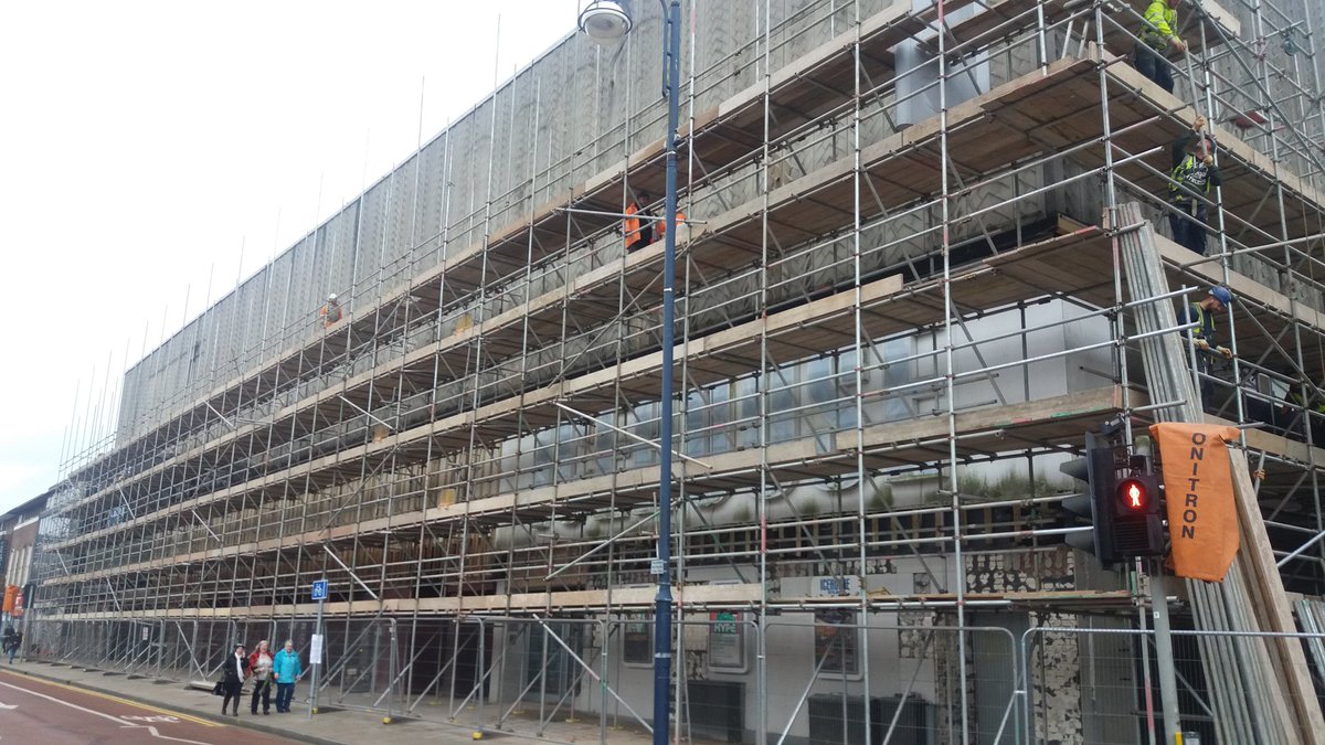 CuddyScaffold's tweet image. Scaffolding @Oceana Swansea for the Demolition of the building #Scaffolding #WorkingAtHeight .