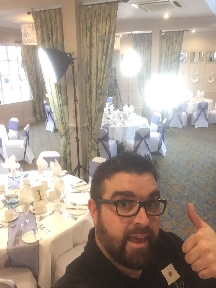 SquareDaisyHQ's tweet photo. Big room. Too dark? Take advantage of pillars and curtains to light that bad boy up! #filmingproblems #agencylife https://t.co/lxxTnPeKu2
