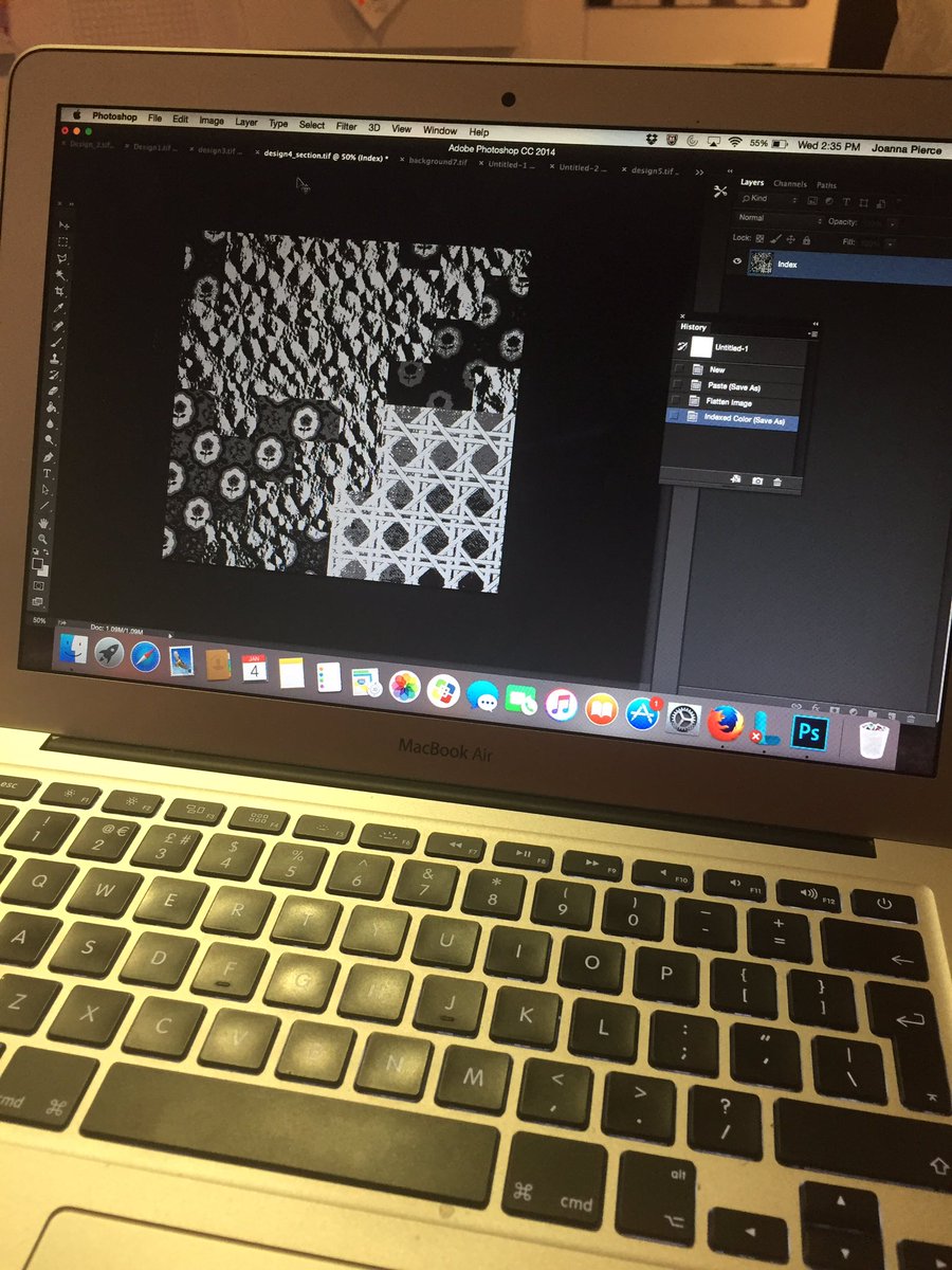 HoundstoothP's tweet photo. Testing testing...  from computer to woven cloth, our first jacquard today! @HoundstoothP @weavingfutures @theweaveshed @DigitalWeavingN https://t.co/cY2DizaR6S