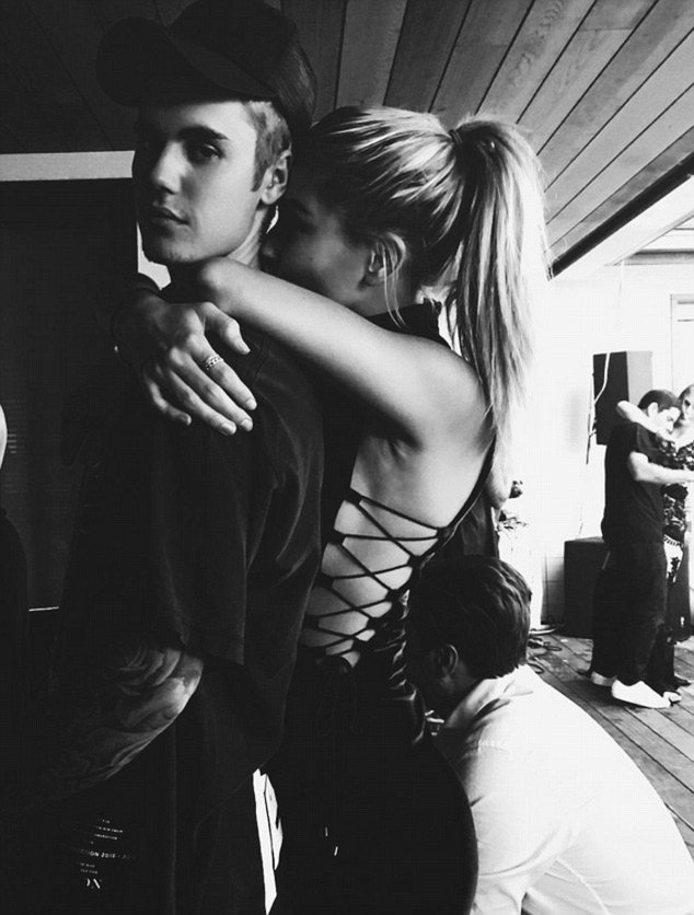 Shey1820's tweet photo. #RememberJailey.
Espero que este 2017 su amistad regrese 😻💘😭 https://t.co/e7eZdnKolP