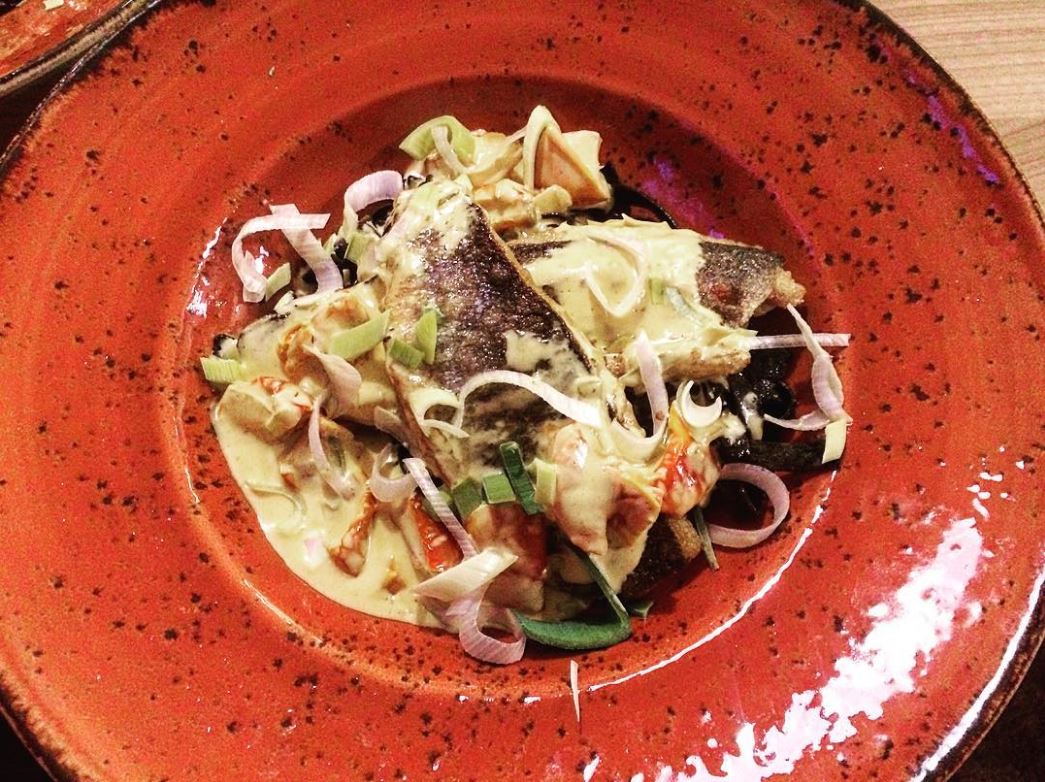 Mouthwatering #SeaBass with mushrooms and black tagliatelle in #Amsterdam https://t.co/6hnfpytkOq (📸 cred: #IGer @mbaldzhiev) https://t.co/9BY16cuX4W