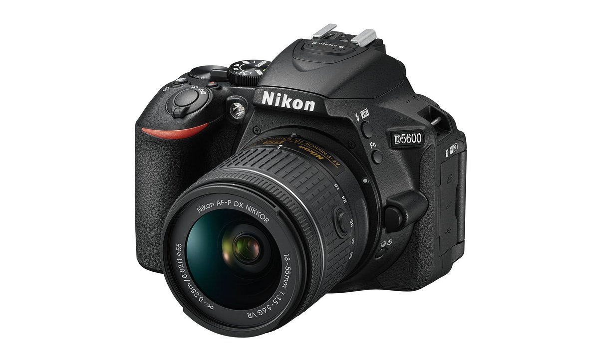 Nikon's new beginner DSLR instantly beams all your photos to your phone