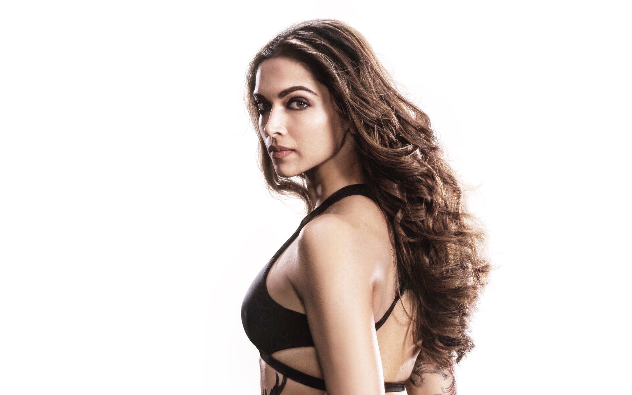 Happy Birthday to the Queen of Hearts  Deepika Padukone Lots of Love! God bless you always 