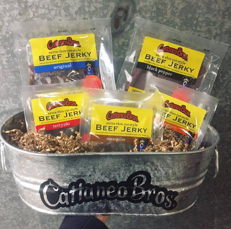 cattaneobros's tweet photo. Attention Arroyo Grande Cattaneo-lovers! Valero is now carrying our thin-cut jerky! Be sure to stop by and enjoy! #arroyogrande #valero https://t.co/HxbbRV2c3J