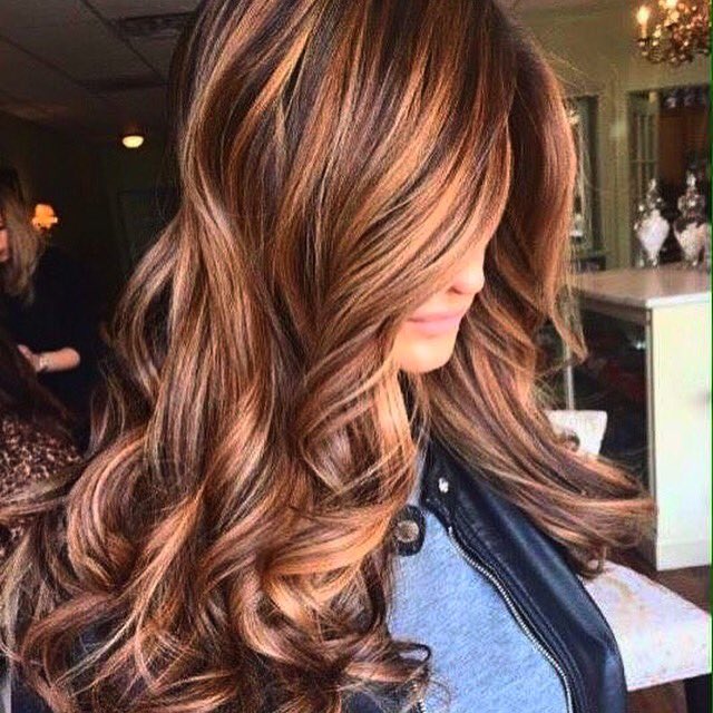 missleneexperts's tweet photo. Uno de los efectos de color que viene a marcar tendencia este 2017 es el #eyeofthetiger junto con los marrones #mechas #misslenetips https://t.co/iu0KWpk4I6