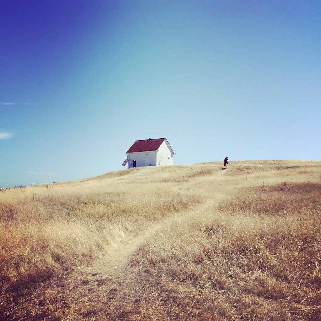bethanyvanhecke's tweet photo. @TheCurrentCBC - Golf Islands National Park Reserve - Saturna Island, BC. Favourite scene: The Fog Alarm Building. https://t.co/bNlIqOphOl