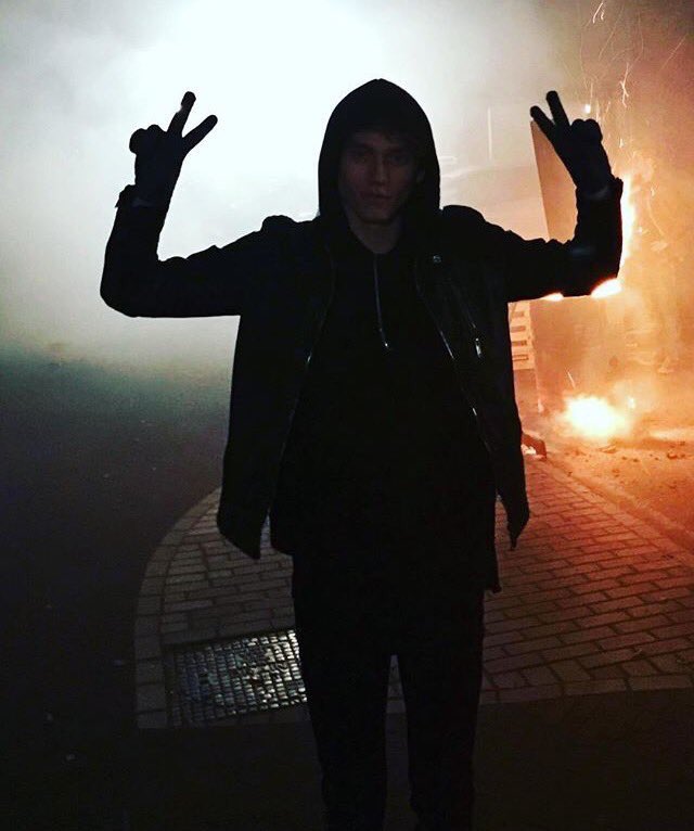 rpgHmdx's tweet image. - Inconnu 
- Elliot Pol 
- 20 ans