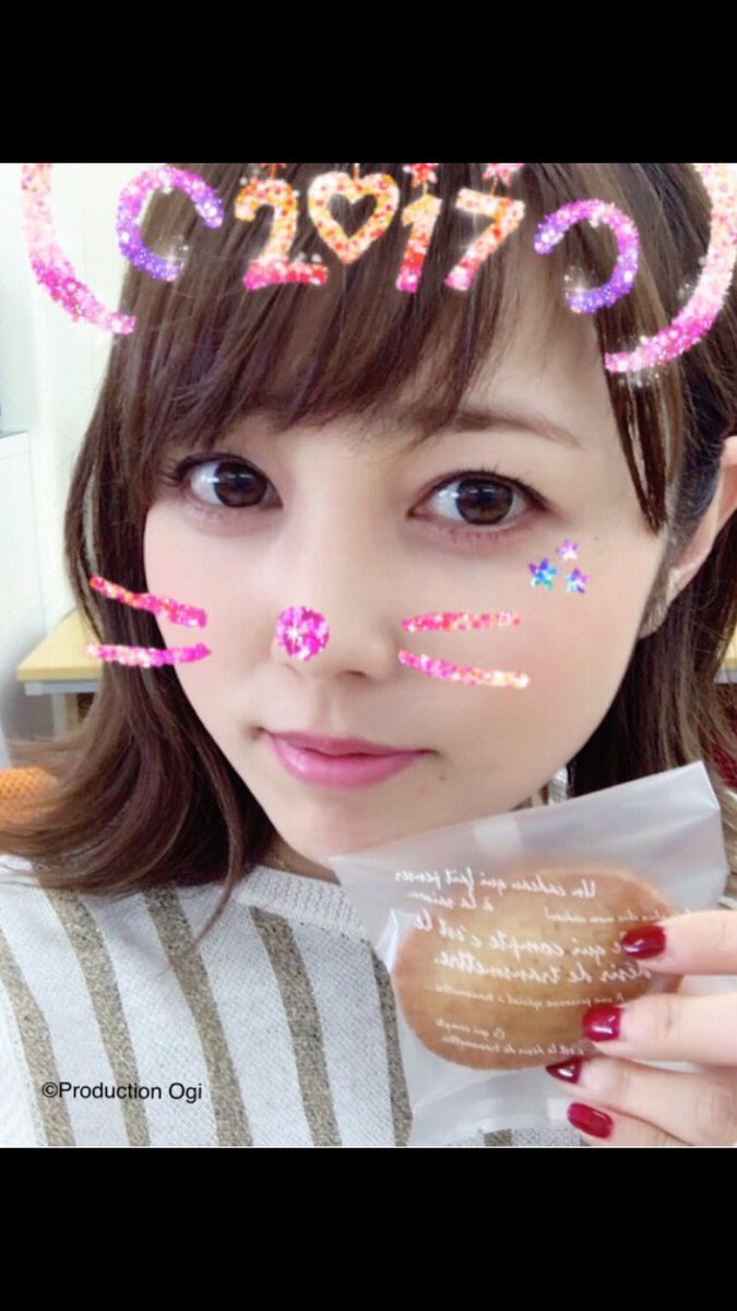 Kmkkdp 可愛すぎてツイッターのトップ画にするくらい大好きだし可愛い ほんとに女性の中で一番可愛いと思うし 一番好きな菊地美香さん 将来芸能人になったら一番会いたい そのために今を頑張らなくちゃ 大卒したらオーディション受けに行こう 顔に自信は