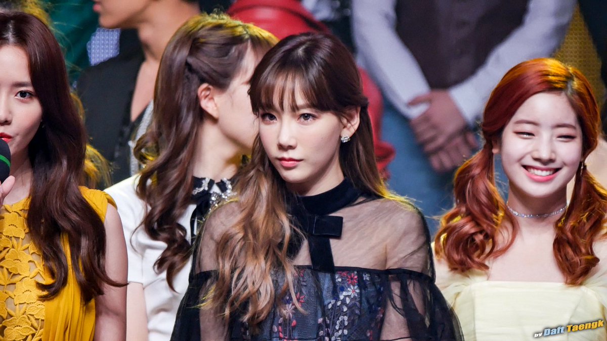 sourgrapesme's tweet photo. Conceal don't feel, don't let them know....
#TiSoo #SooFany vs #TaeNy 😂😂😂 https://t.co/8Ubpjkcu14