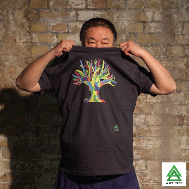 refutree's tweet image. Join us in your own exclusive Ai Weiwei .@aiww TreeTee 🌲❤&amp;amp; support the amazing work of .@MSF &amp;amp; #refugees 
#RefuTree 
m.youtube.com/watch?feature=…