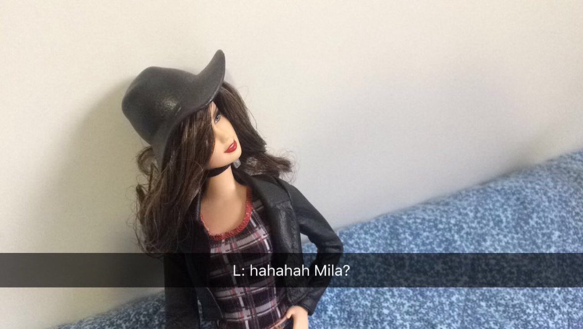 5Hasdolls's tweet photo. Hahahha she's such a good prankster!!! Her jokes are soooo funny........ right Mila? Mila???? -L https://t.co/FIaQF2AoFW