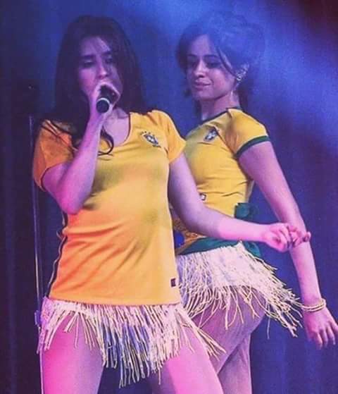 csmilazymlk's tweet image. agora me diga como você acha q n combinam? CAMREN É MAIS REAL QUE VC VADIA #camren4president #camrenisreal.