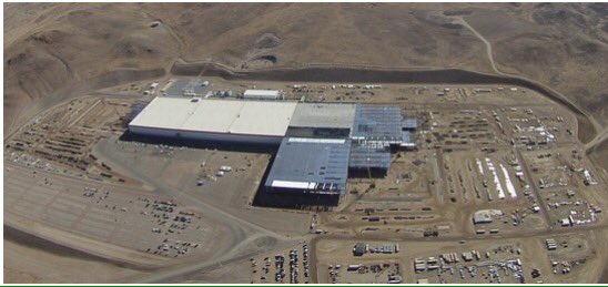 Techupdate12's tweet photo. Tesla’s Gigafactory starts production of Battery Cells.
#teslagigafactory #technews @TeslaMotors #follow #technology2017 https://t.co/BysqUTImm7