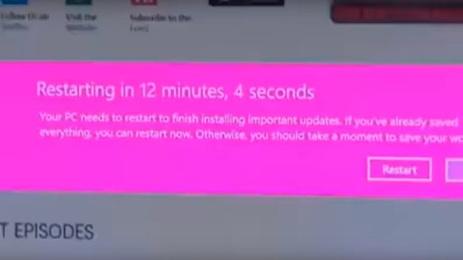 magnet_es's tweet photo. Hemos encontrado al usuario más encabronado con una actualización de Windows 10 del planeta. https://t.co/Xu931psFF0 https://t.co/13Xo8xYF0u