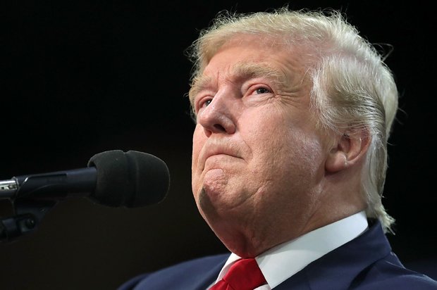 zesty_leftwing's tweet photo. #RobertReich: 15 warning signs of impending Trump tyranny https://t.co/7KECBMQhM3 https://t.co/QXLVAFndVy