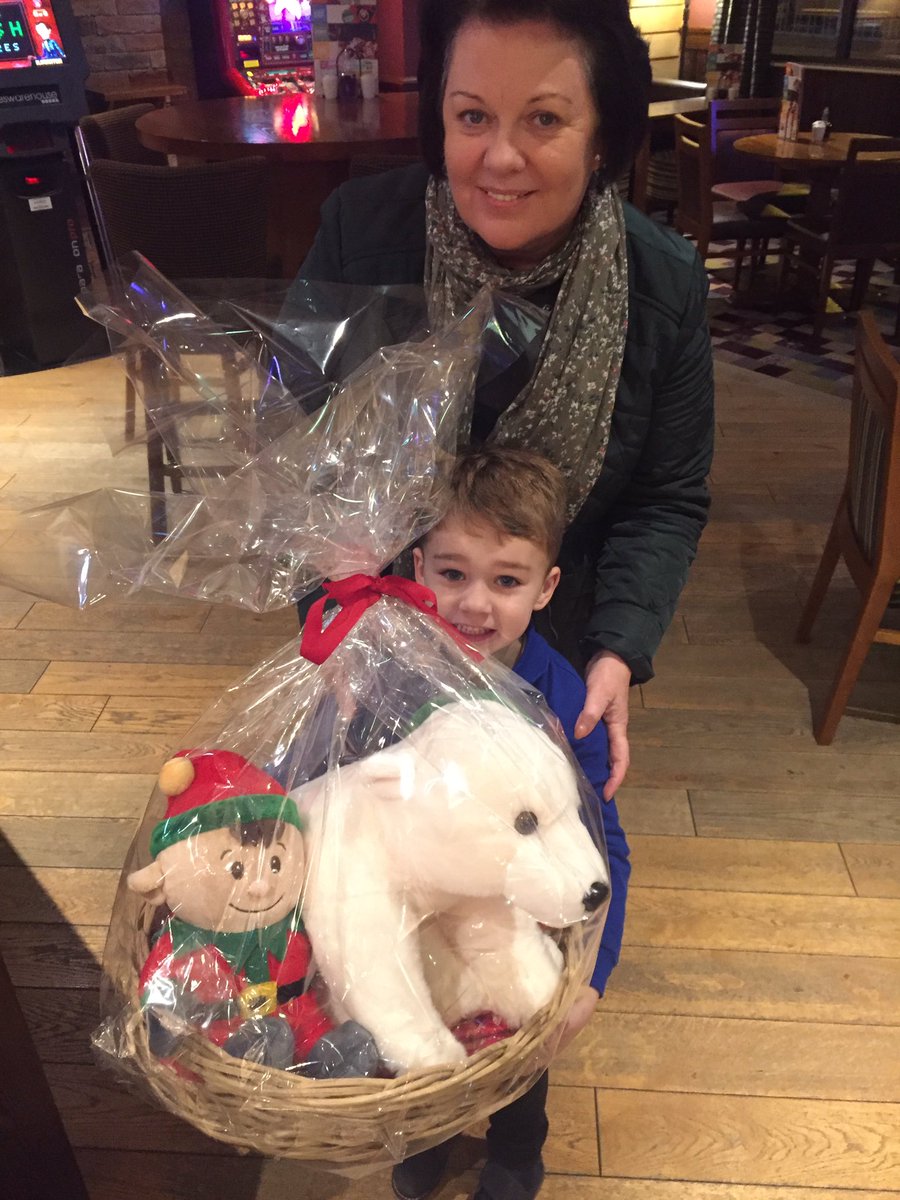 Our lucky winners collected their prize today! Hooray! <a href="/ianvance83/">ian vance</a>  <a href="/WeAreSUGM/">WeAreSUGM</a> #Bexleyheath #OneWinningTeam #Winners 😆🎉🎈