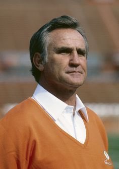 Happy birthday to the greatest coach in NFL history, the legendary Don Shula!!! 