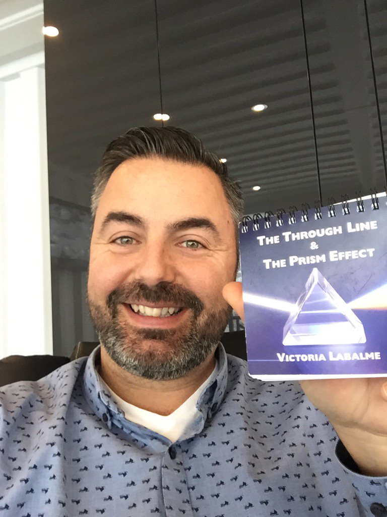 ContExperts's tweet photo. @VictoriaLabalme I still have your booklet from one of your presentation. From time to time, it's great to reopen it. https://t.co/dSI7XWIV6m