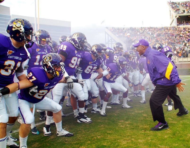 ryanharwell49's tweet image. Blessed to receive an offer from East Carolina University #ECU #TheBoneYard