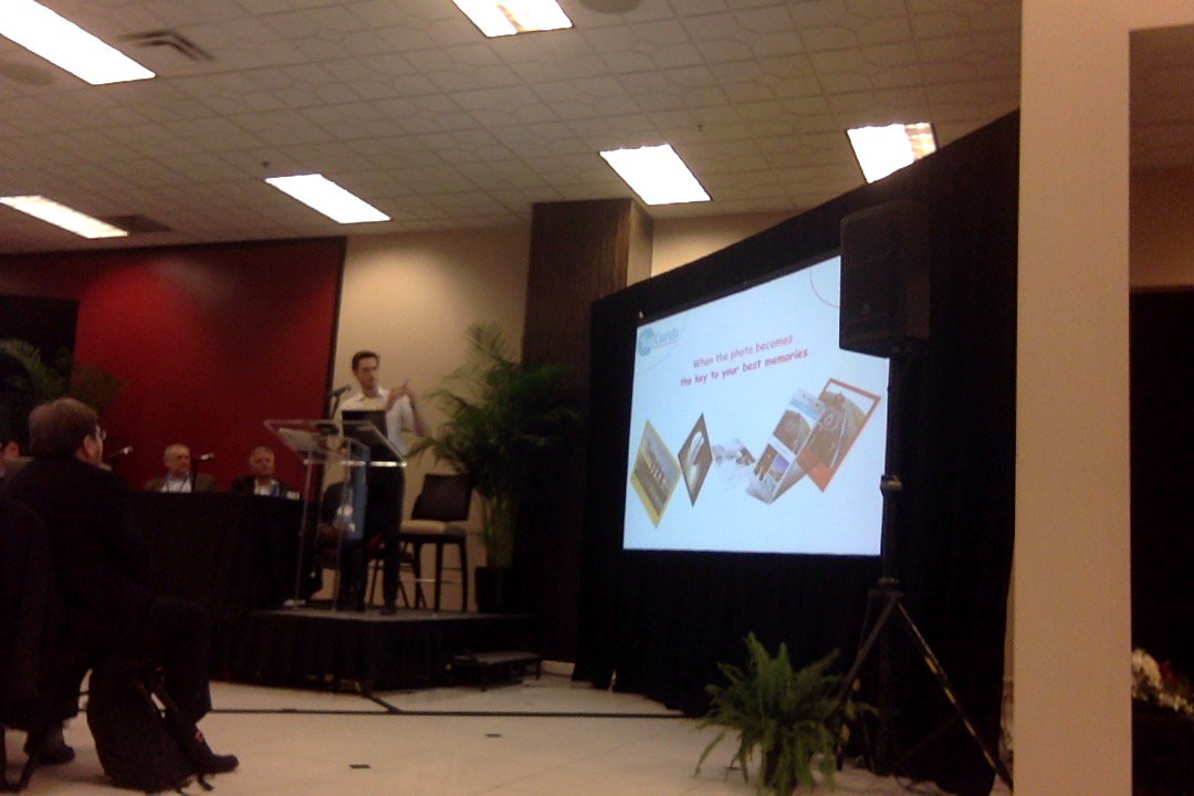 EnkiDevelopment's tweet photo. #Eurotech_BL #MatchfestCES @TapCardsApp presents #digital album #Investors #CES 2017 @PlanetHollywood https://t.co/T2ZBmlCzte