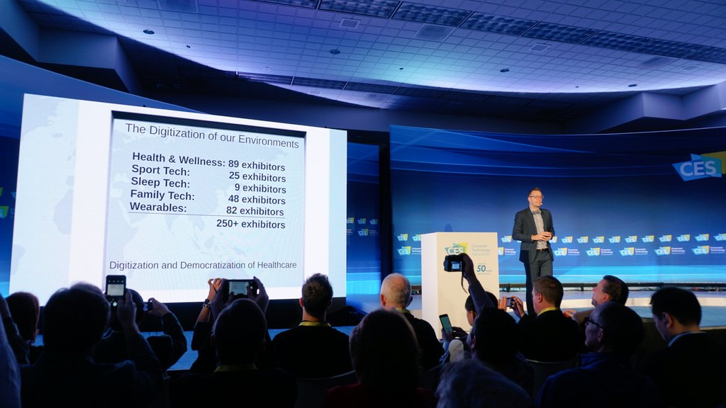 StretchSense's tweet image. @shawndubravac presenting - CES2017 Trends To Watch. The #digitization & #sensorization of our environments will be huge in 2017 @CES