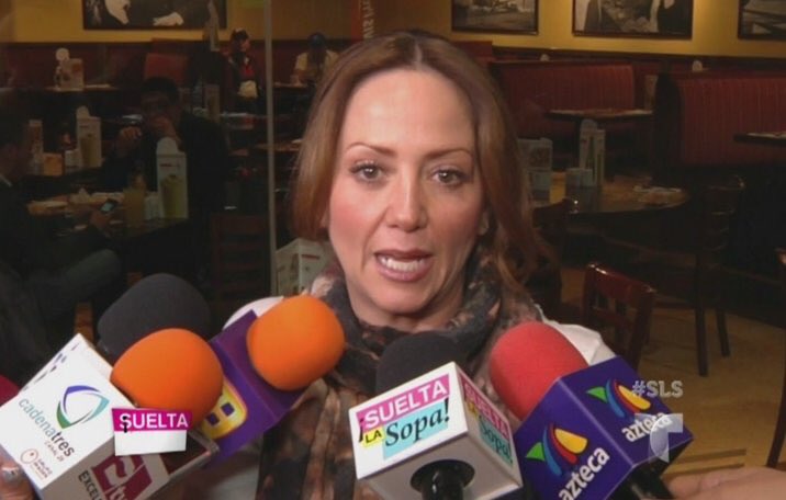 MVRNoticias's tweet photo. "Si vendieran gasolina en Chedraui se acabaría el problema, porque en Chedraui cuesta menos".

— ... https://t.co/xBQqJ5mnQV