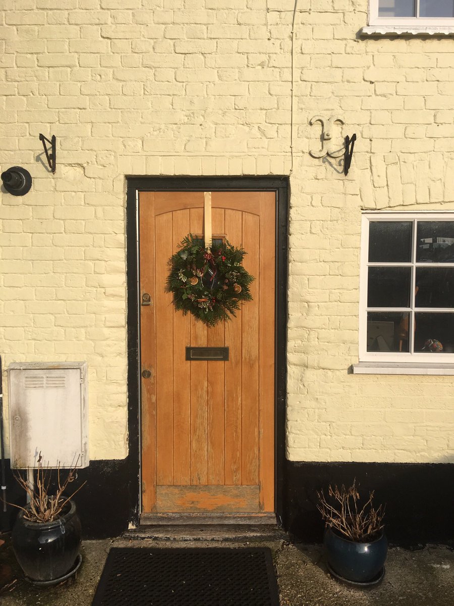 CLOWNSWGLASS's tweet photo. First @SolidorLtd installed in 2017 supplied by @CWGChoices with @UltionLock. #compositedoors #MostSecure #Norfolk #RecommendedInstaller https://t.co/ufQtAwvtCz