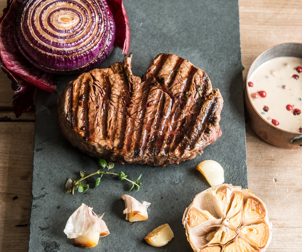 GoldhillOrganic's tweet image. If you are eating meat this January try one of our locally reared grass-fed #meatboxes goldhillorganics.co.uk/meat-boxes/ #Dorset