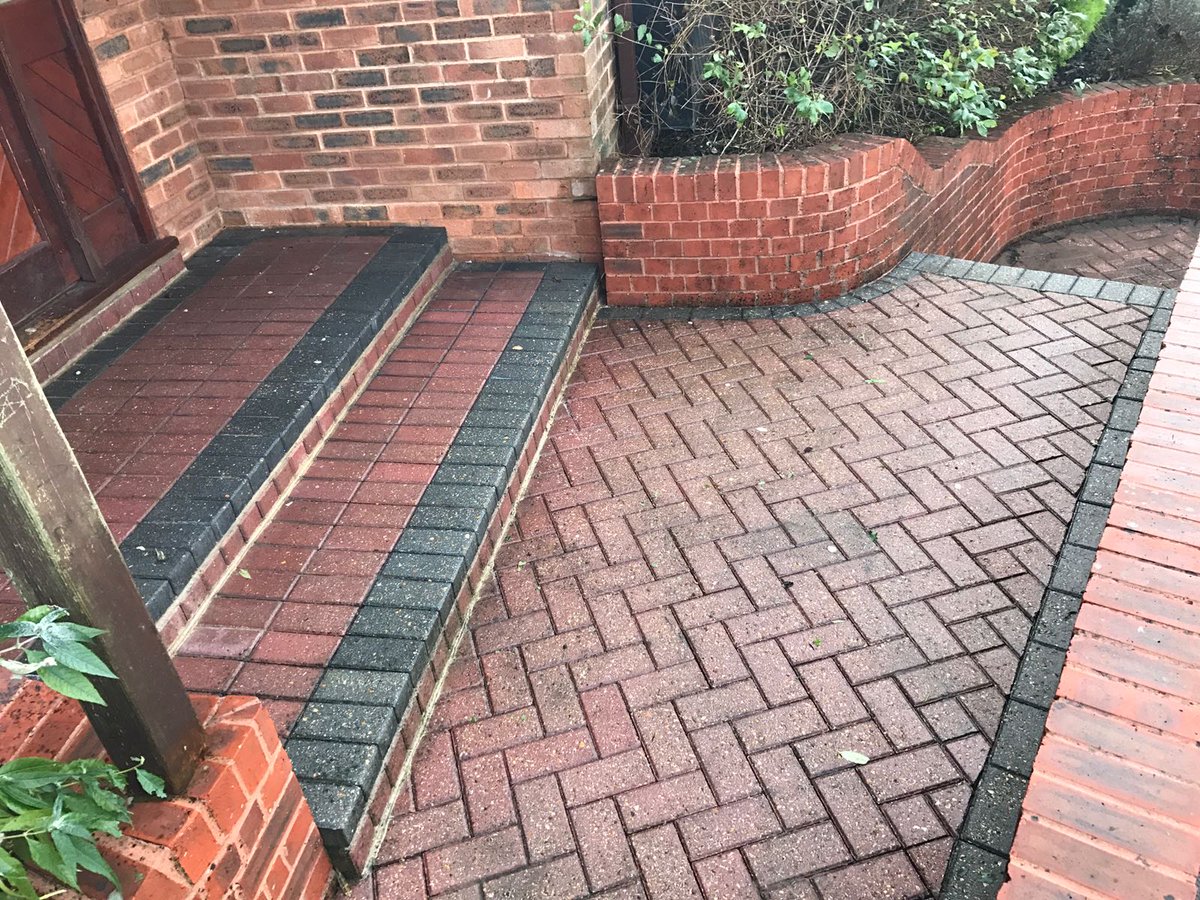 Do your entrances, paths or parking regions need a clean? Our #Pressurewash team transform environments from grubby to spotless. #Dorset