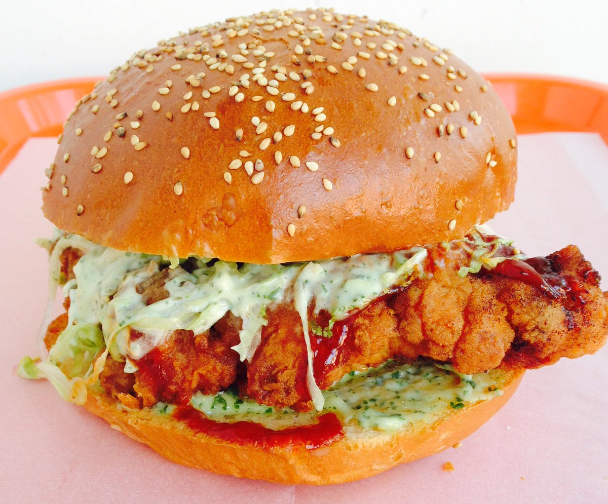 cuttys's tweet photo. This Sunday, OG Honey-Mustard Fried Chicken Sandwich is BACK alongside NewSchool BBQ-Ranch. Which one will you pick? https://t.co/dBTDM66sZy