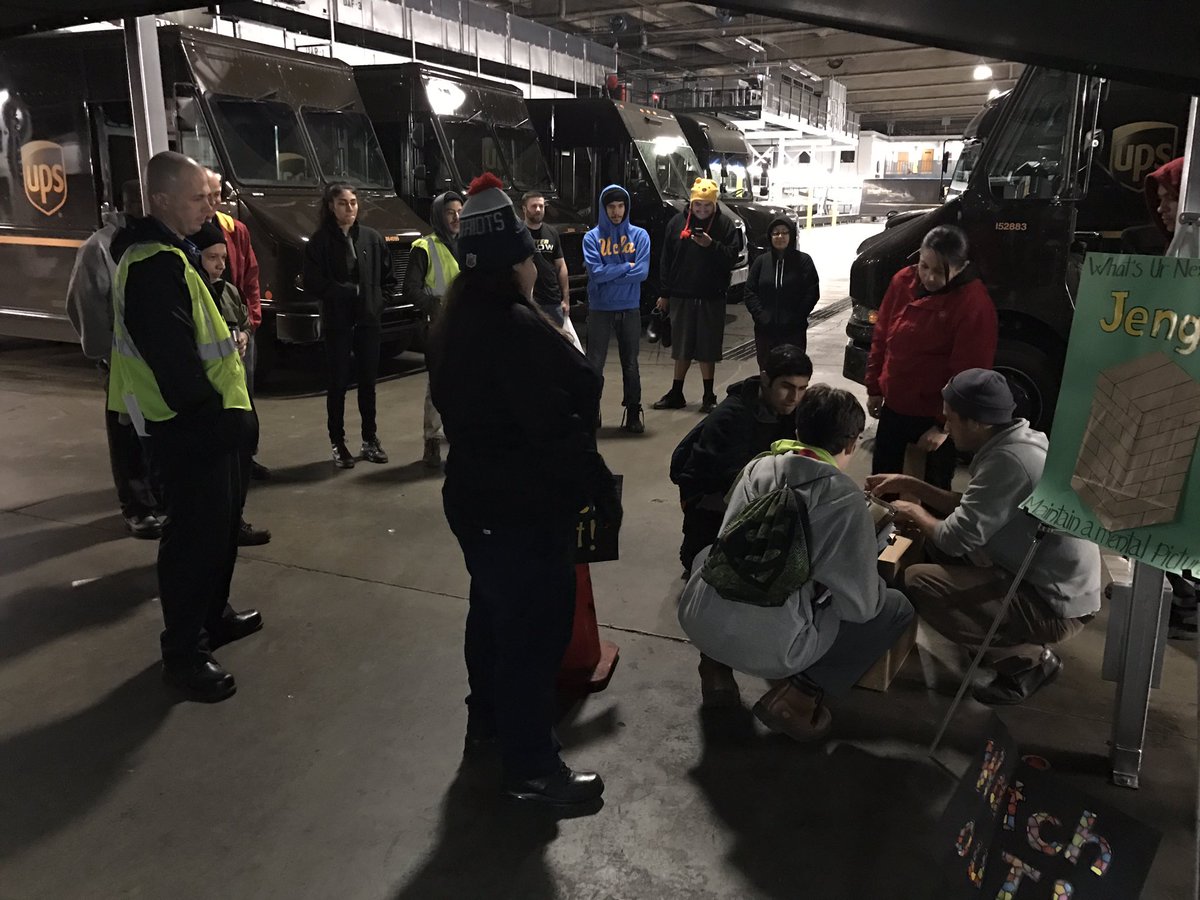 Maintain a mental picture 🤔 Van Nuys Twilight playing some #Jenga <a href="/CuceTom/">Tom Cuce</a> <a href="/iannacone_nick/">Nick Iannacone</a> <a href="/hrbobbyups/">Bobby Esquivel</a>