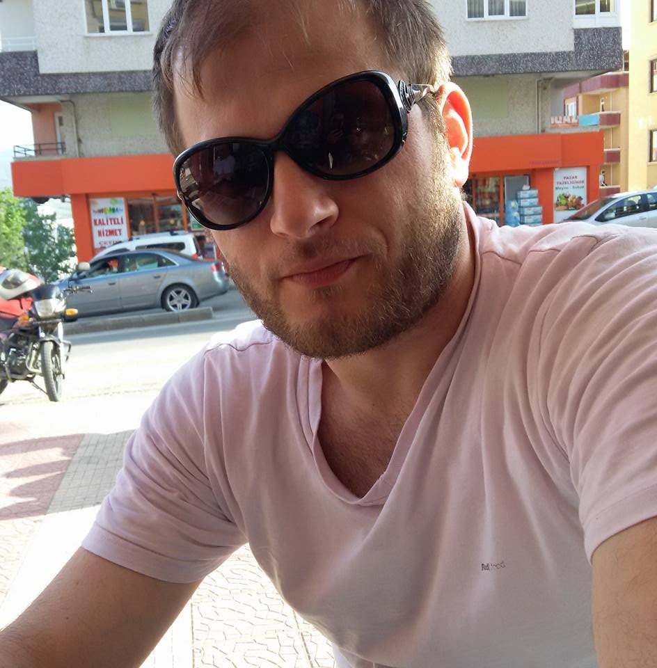 @barbie_ruzgar ben fatih 31 yasındayım sıze katılmak ısterım eger kabul edersenızsızeayak uydururum 5432190130 gızlıklık onemlıd