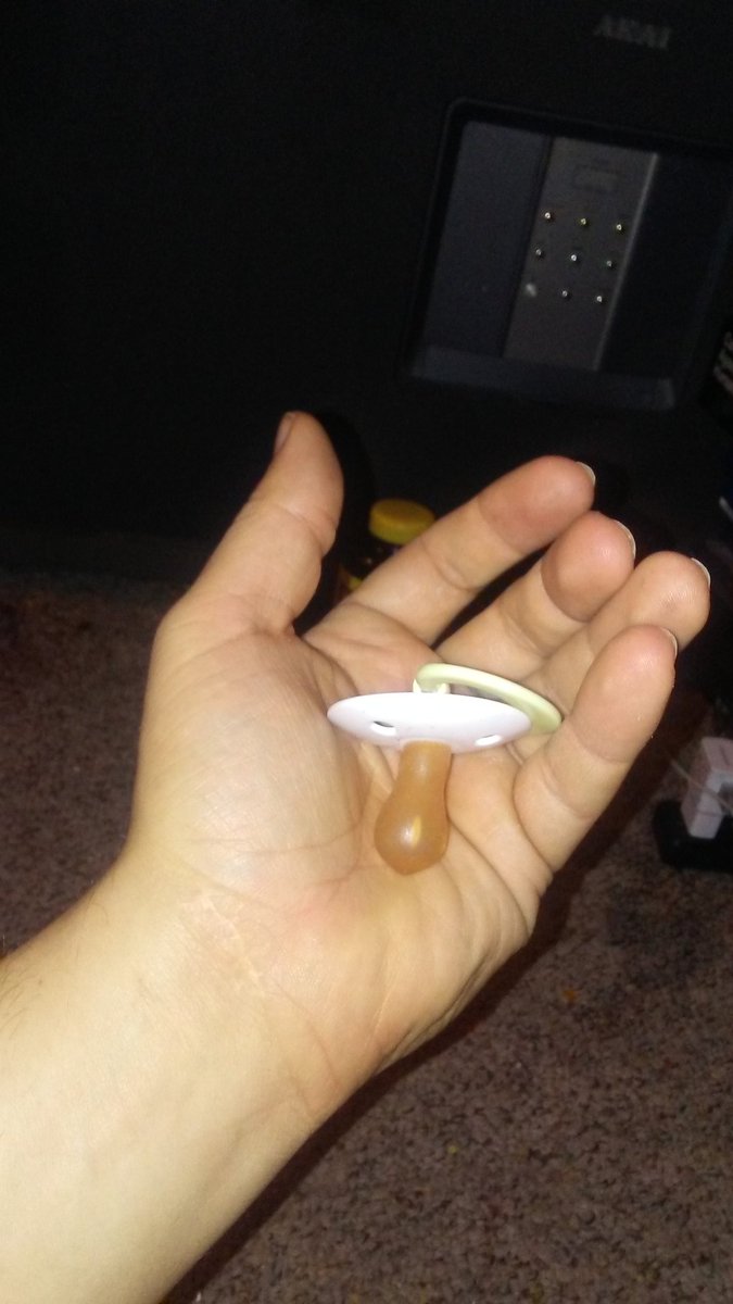 doctorzagreus's tweet photo. I just found one of my sons newborn binkys
We lost at my mothers over 2 years ago
#PAS #PasAbuse #father4dean #parentalalienation https://t.co/eXwEG6mYo1