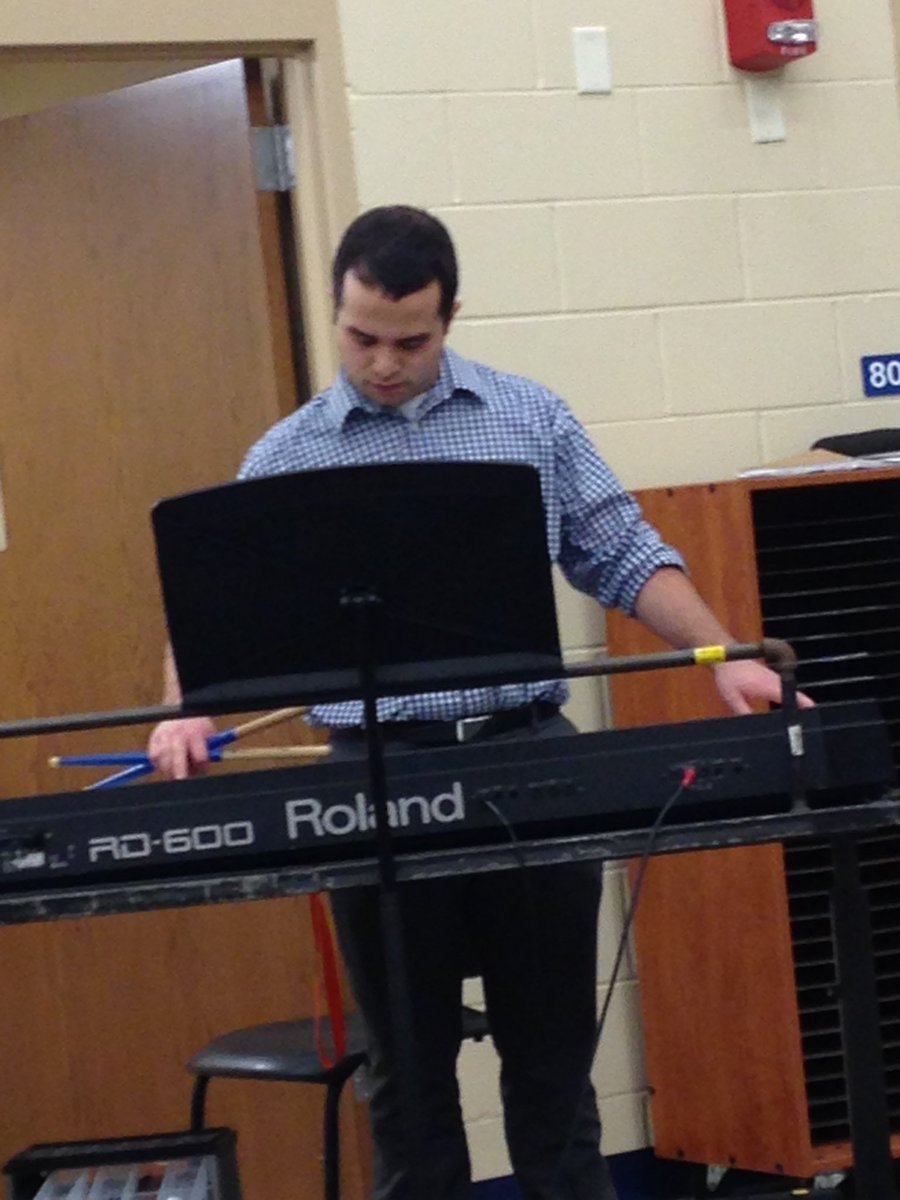 mrboscofans's tweet photo. Bosco laying down some fresh beats. #itslitinthepit #pepetracker https://t.co/azBl13y8LU