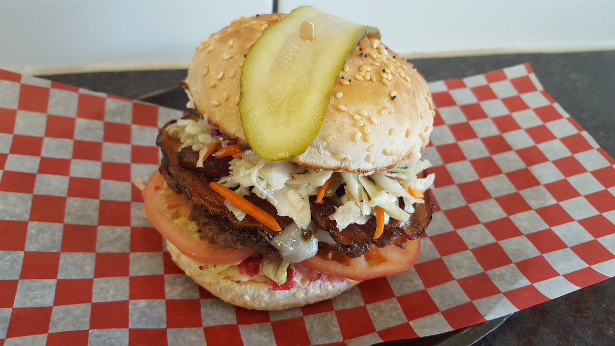 Wanna win a FREE meal from Relish? start the new year winning!... :)
check out facebook.com/werelishlife
#relishlife #gourmetburger