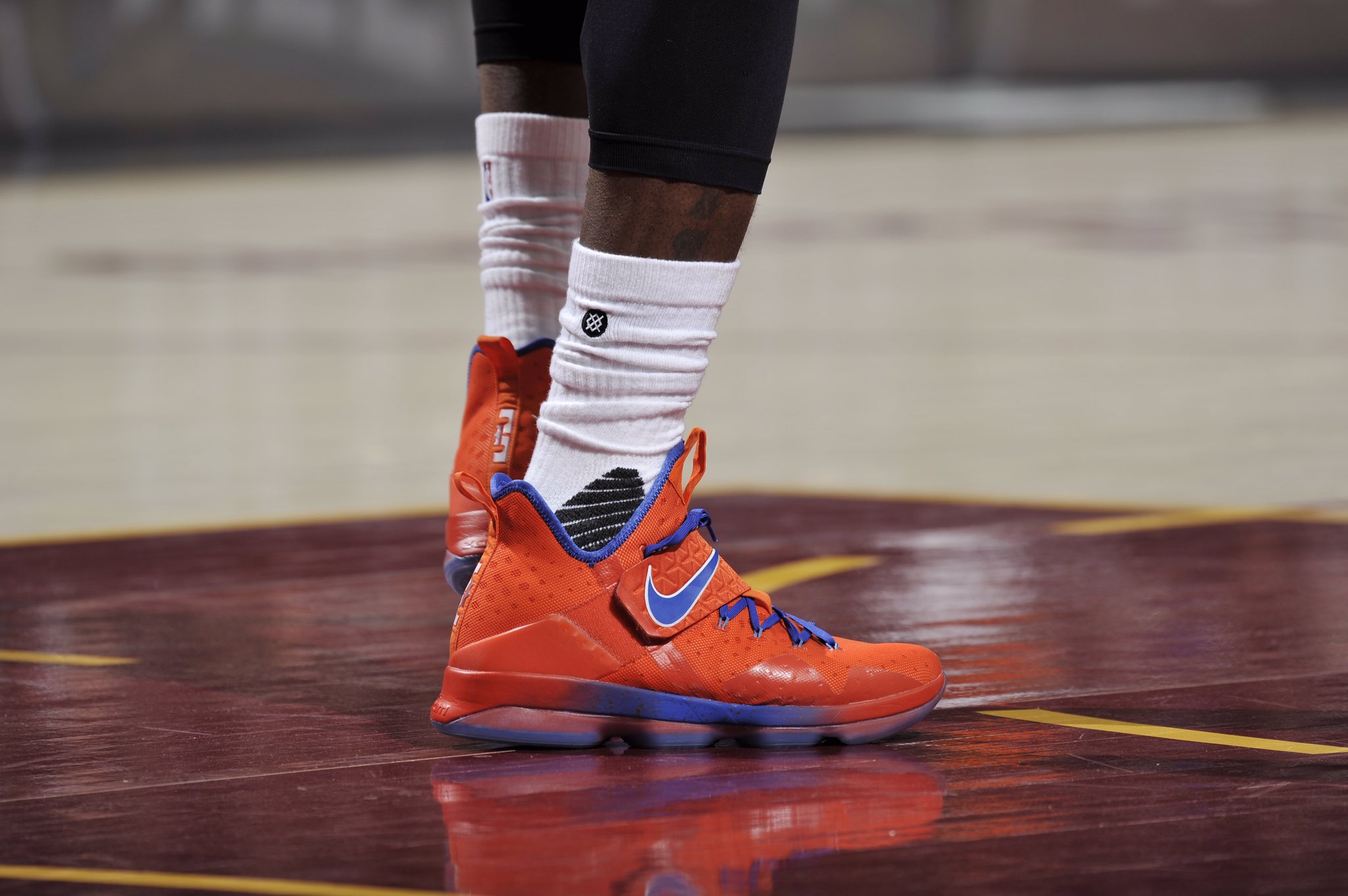 Lebron 14 orange 2025
