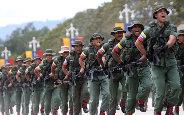 SalaMeridaMPPE's tweet photo. Vía @vtvcanal8  Ejercicio de defensa nacional “Zamora 200” iniciará el 14 de enero https://t.co/Ds34rSI3GM https://t.co/Q6PJbH1G5M